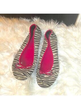 Zebra print flats women’s size 6.5